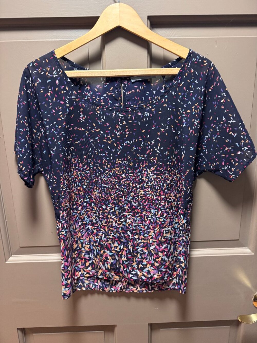 Octavia Navy Multicolor Confetti Print Short Sleeve Top XS